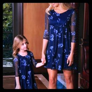 ISO-Matching mother daughter outfits/clothes